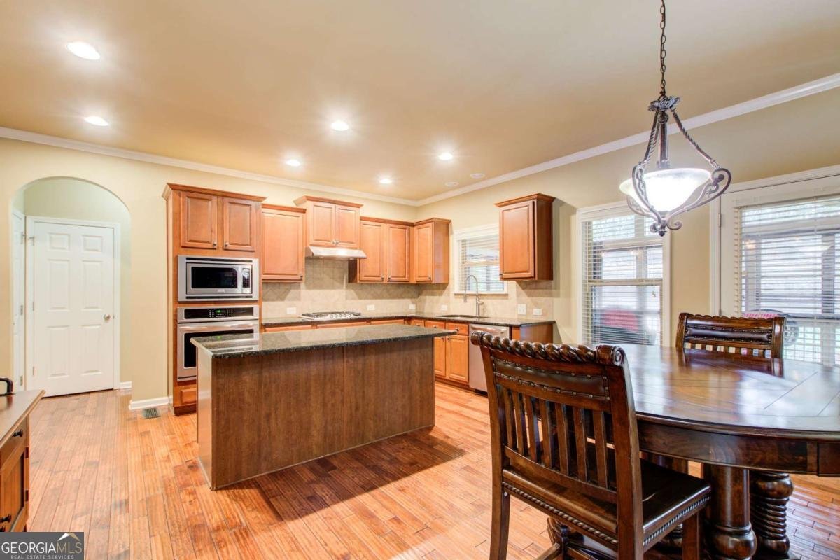 2390 Colchester Court Cumming - 10