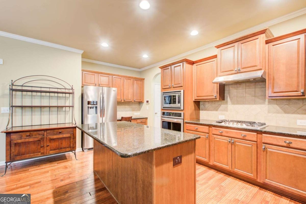 2390 Colchester Court Cumming - 8