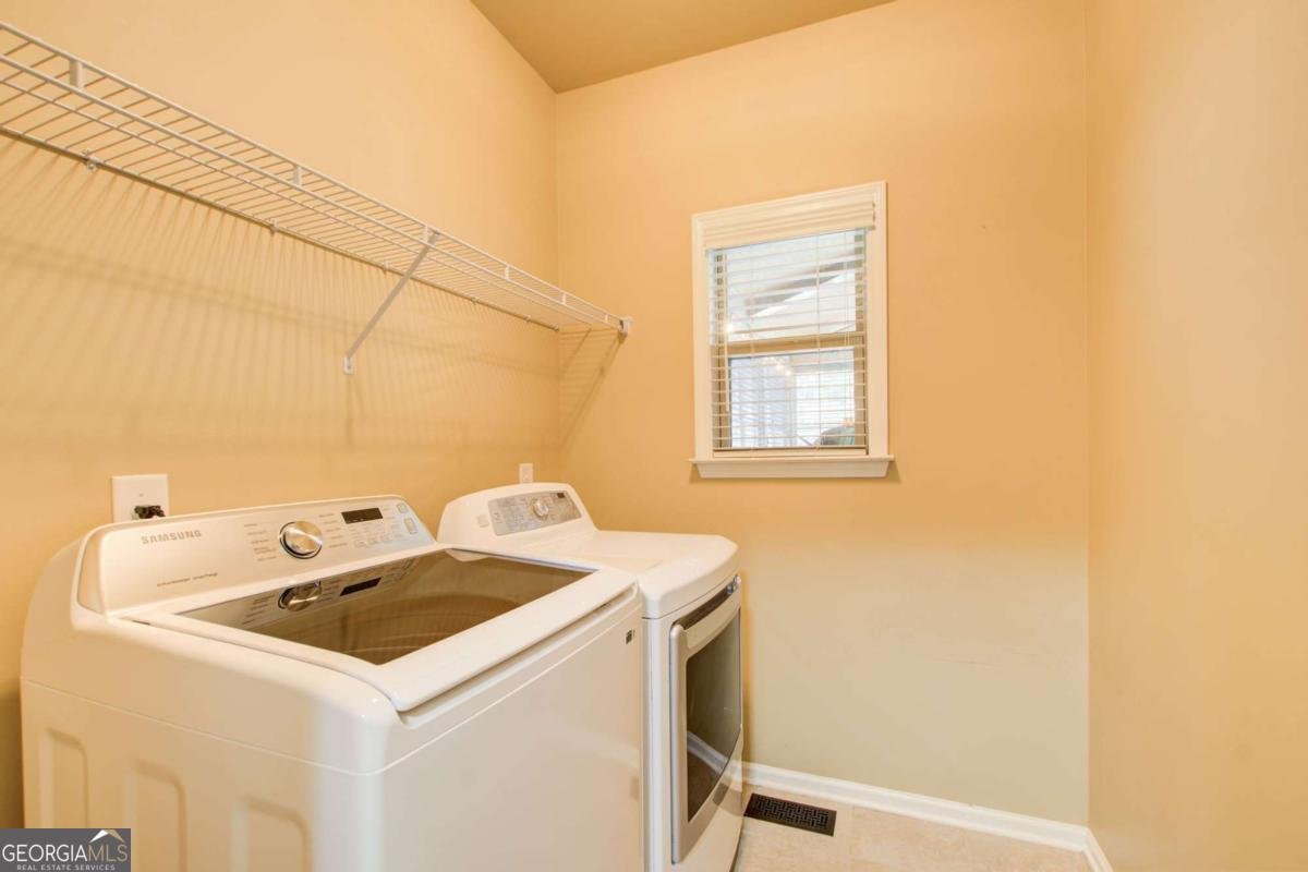 2390 Colchester Court Cumming - 9