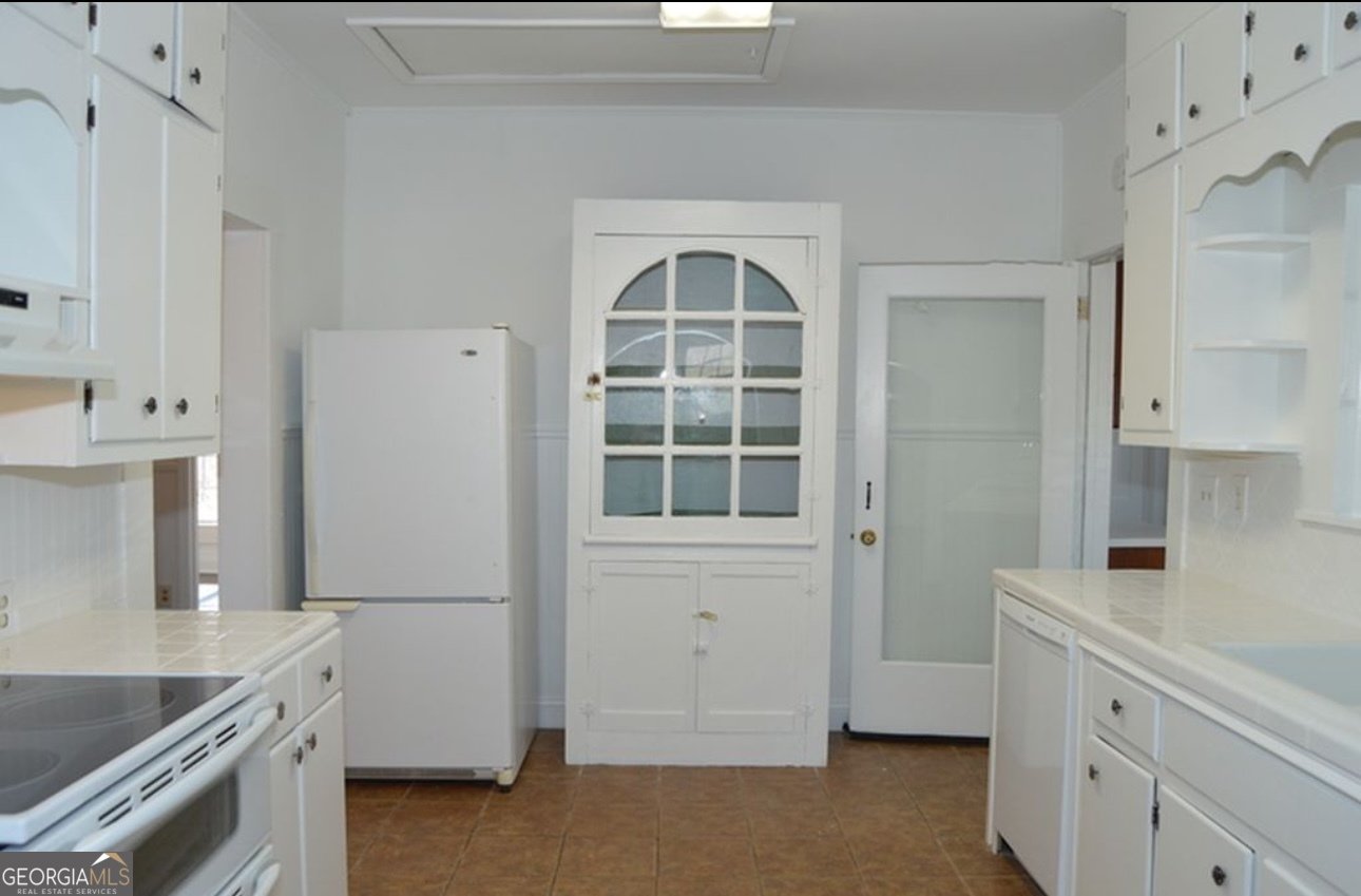 3925 MARK LAKE Road Cumming - 46