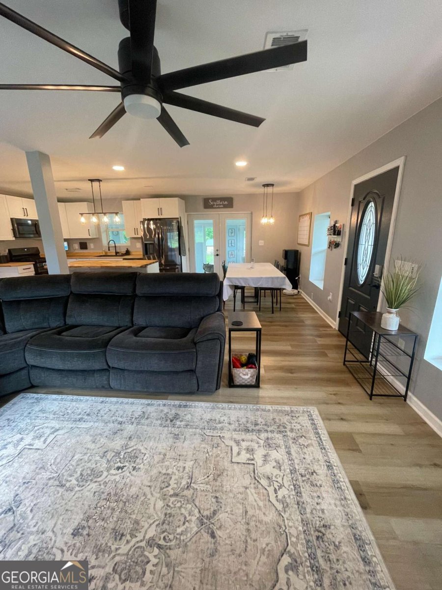 433 Spring Place Reseca Road Resaca - 22