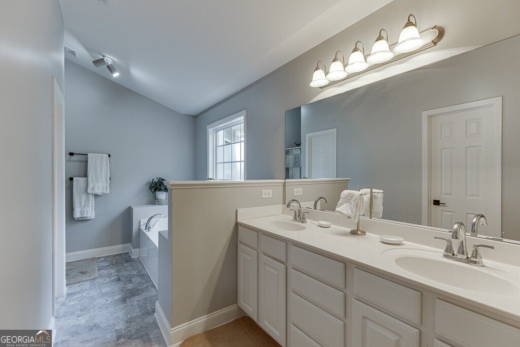 176 Village Drive Jefferson - 14