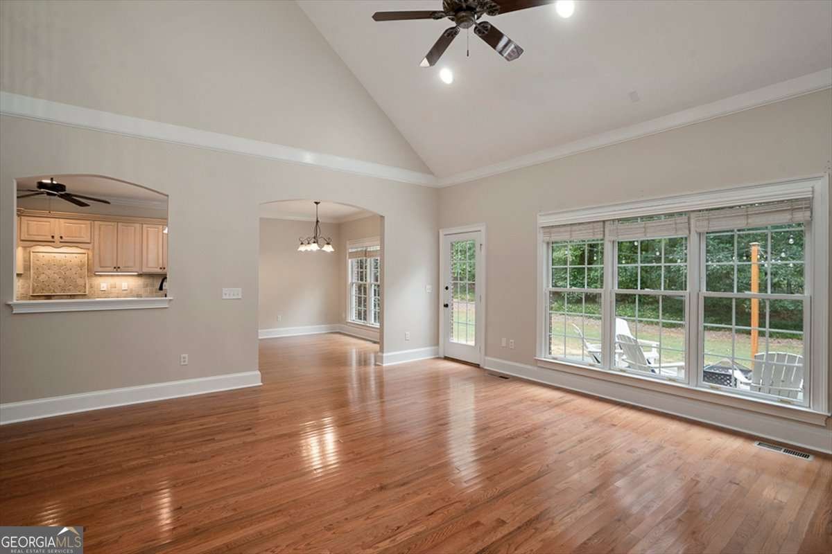1171 Spring Lake Drive Bishop - 25