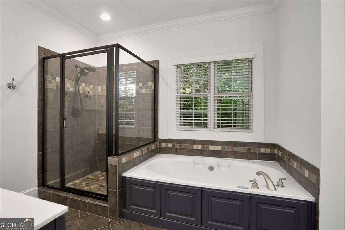 1171 Spring Lake Drive Bishop - 30