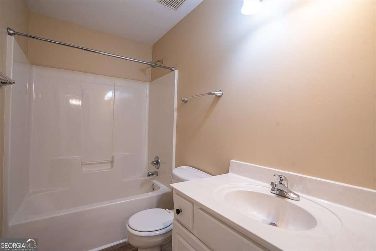 1171 Spring Lake Drive Bishop - 5