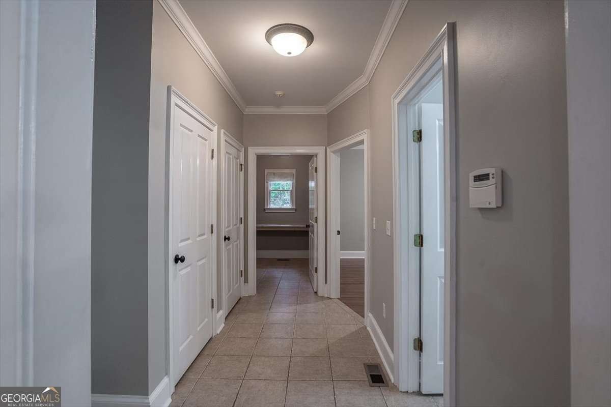 1171 Spring Lake Drive Bishop - 9