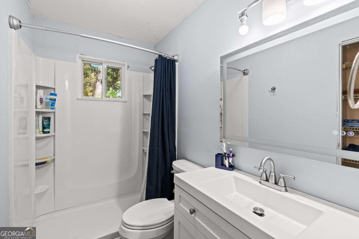 5670 Lakeview Court Gainesville - 16