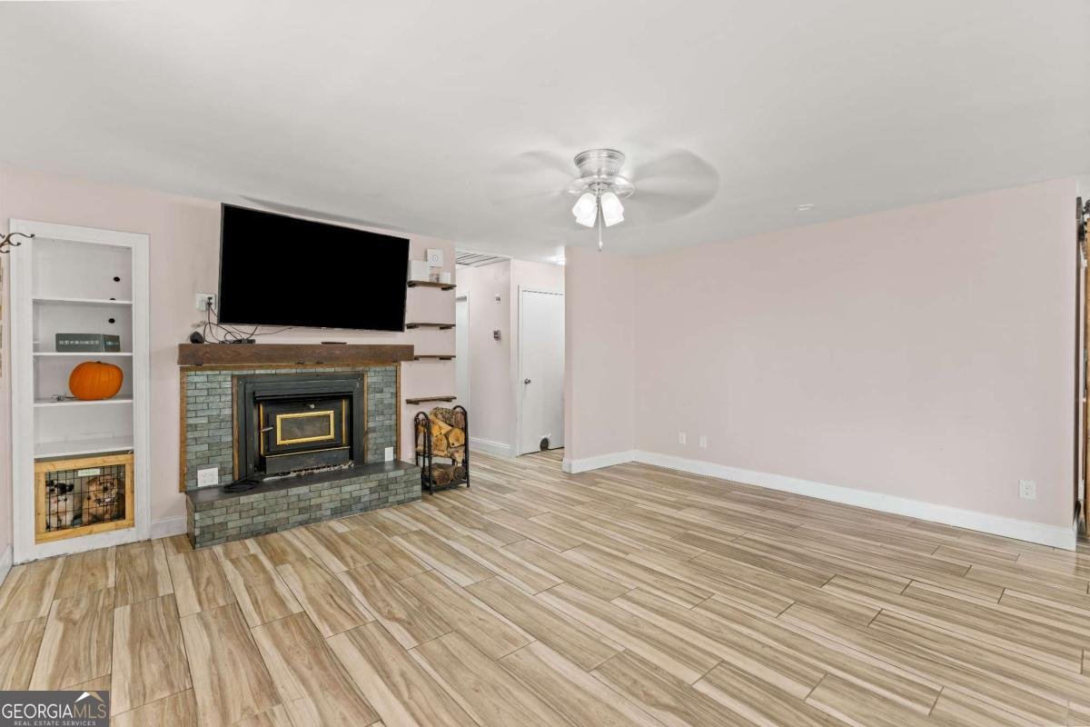 5670 Lakeview Court Gainesville - 21