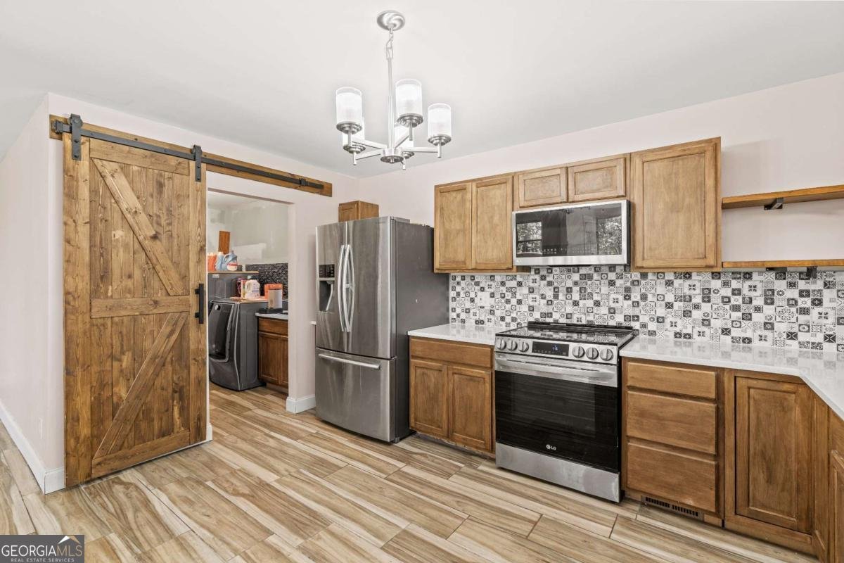 5670 Lakeview Court Gainesville - 25