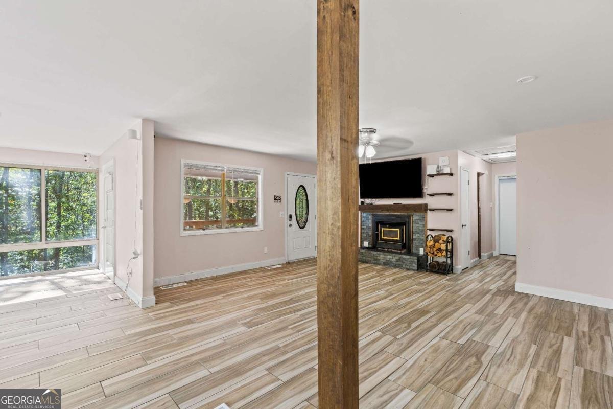 5670 Lakeview Court Gainesville - 26