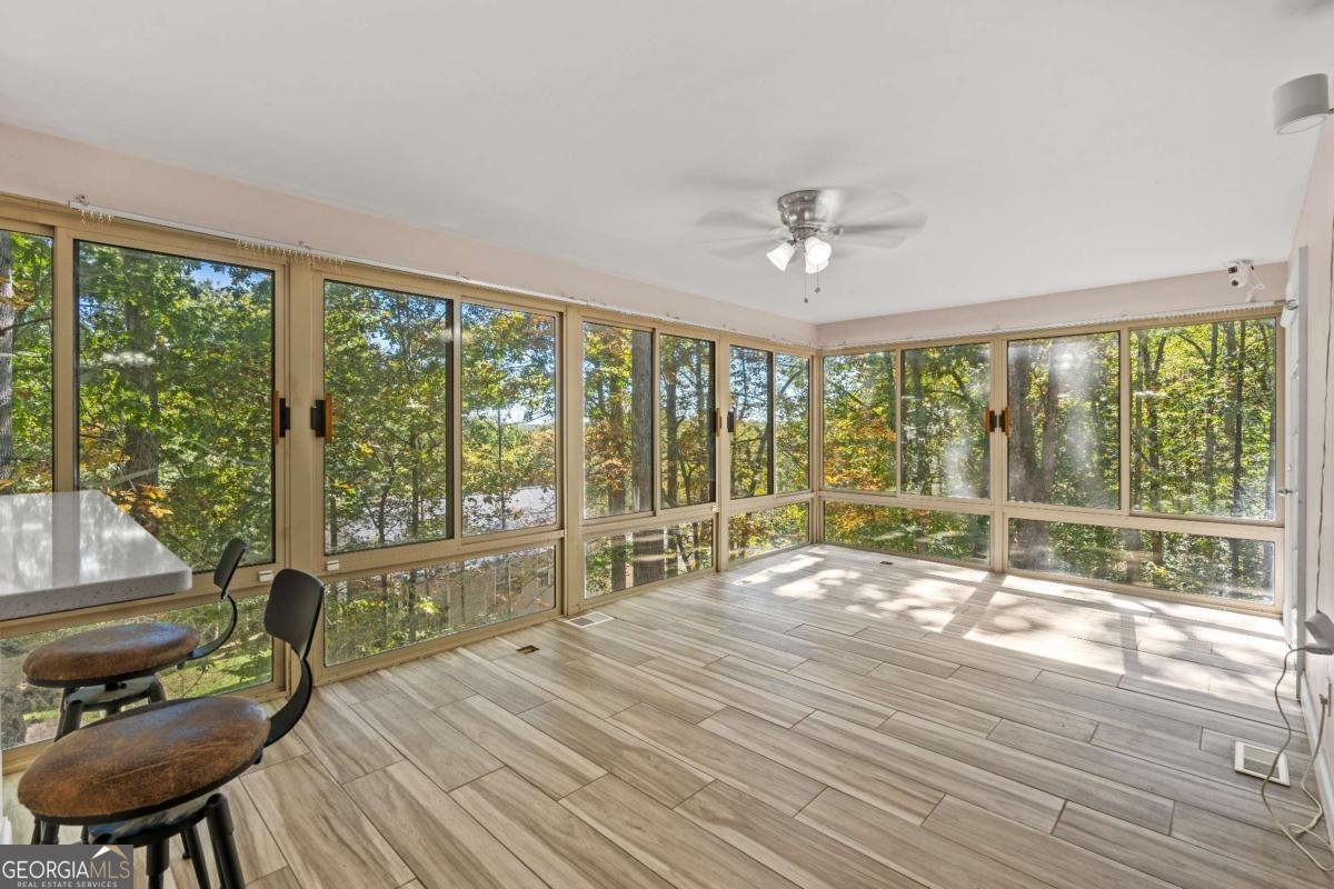 5670 Lakeview Court Gainesville - 28