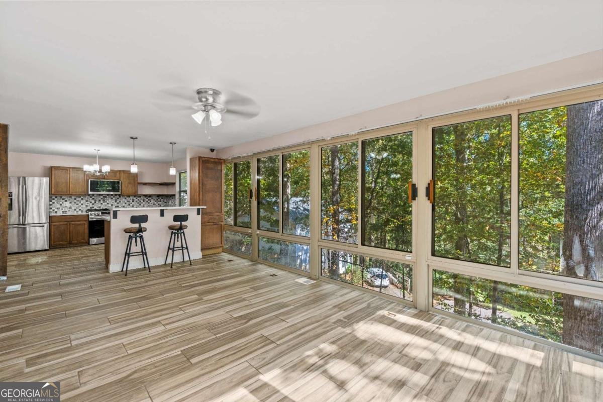 5670 Lakeview Court Gainesville - 29