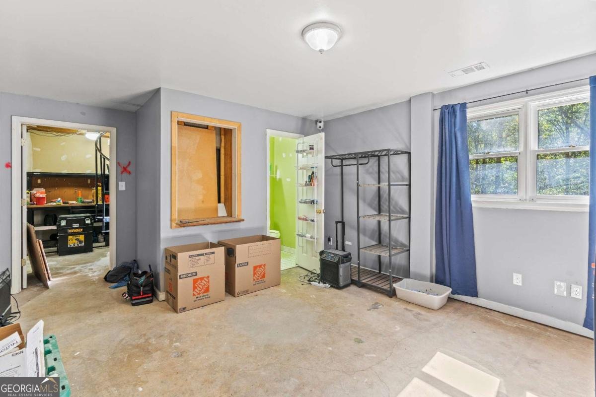 5670 Lakeview Court Gainesville - 36