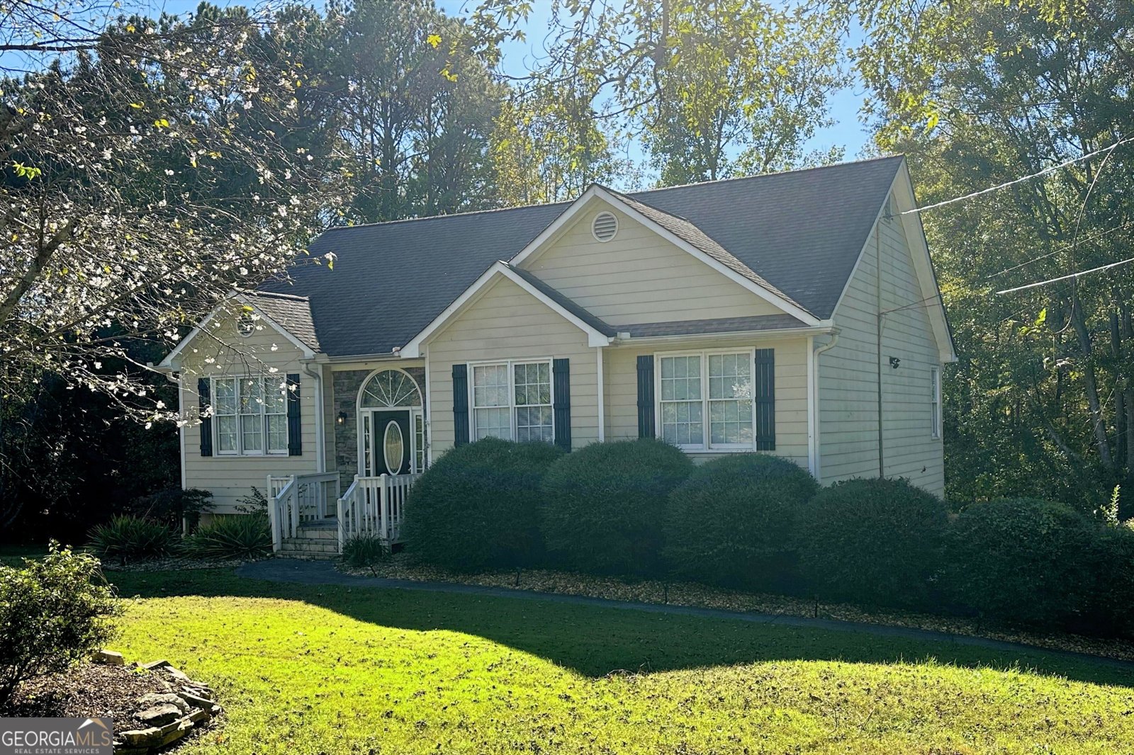 114 Thornwood Drive Woodstock - 1