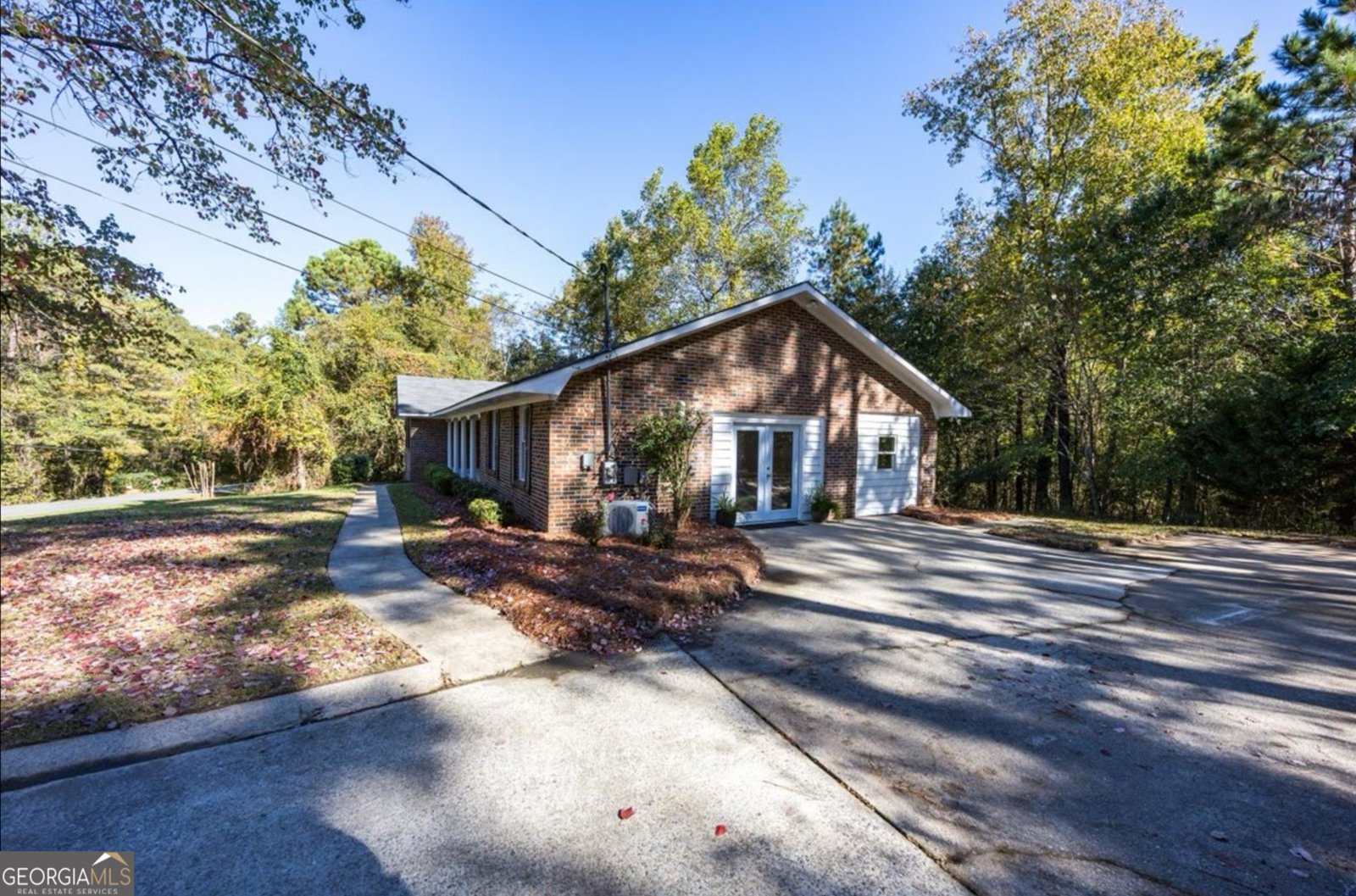 2866 Glen Echo Drive Lizella - 46