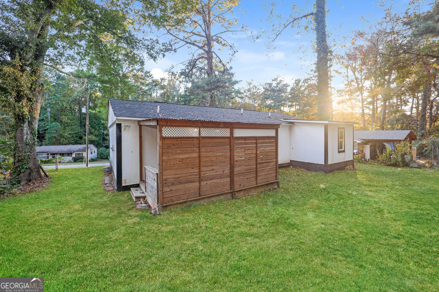 766 Cascade Drive Forest Park - 20