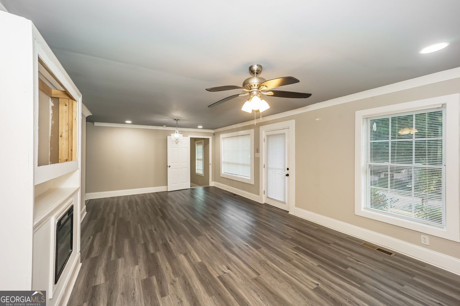 766 Cascade Drive Forest Park - 4