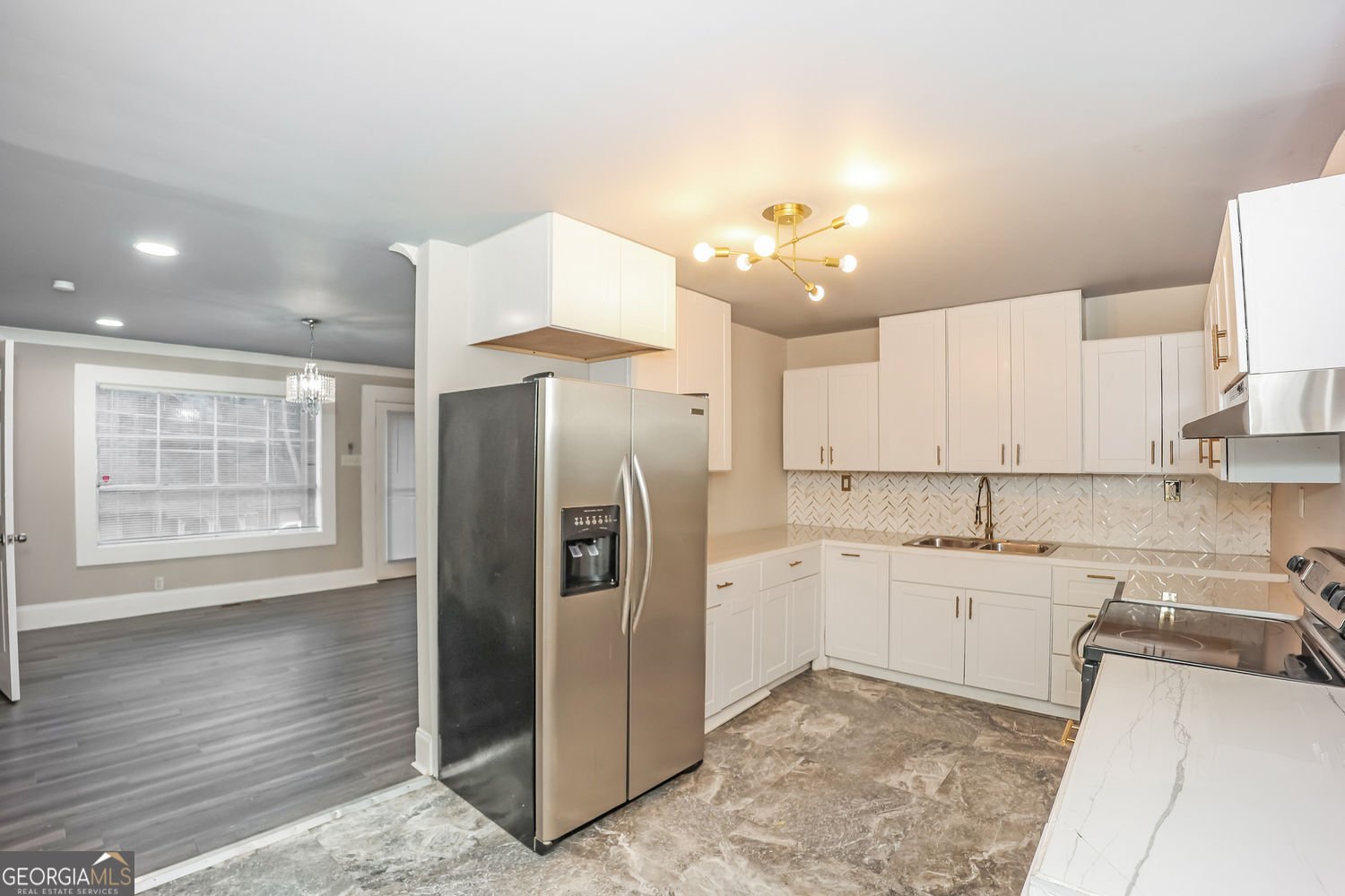 766 Cascade Drive Forest Park - 7