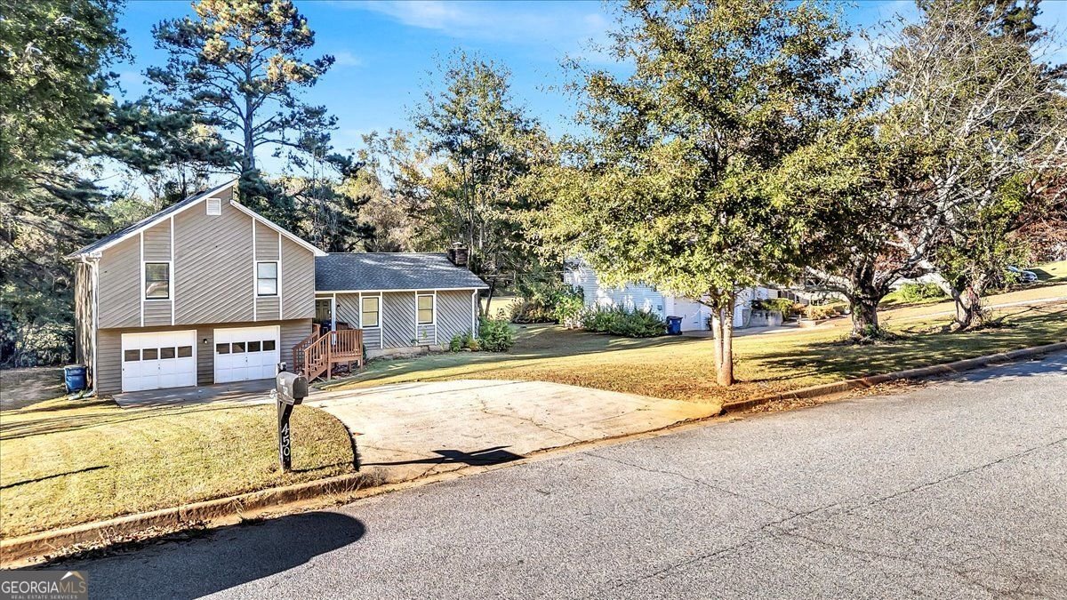 450 Valley Woods Circle Conyers - 1