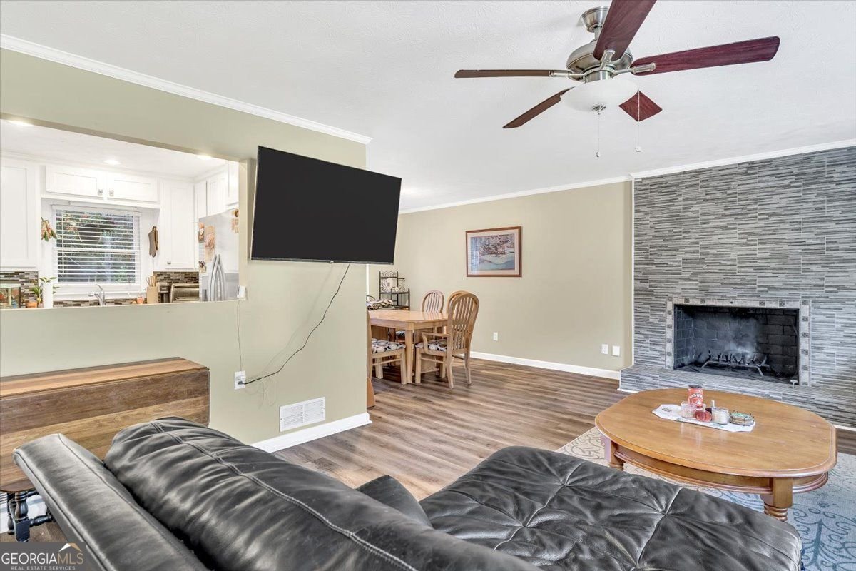 450 Valley Woods Circle Conyers - 4