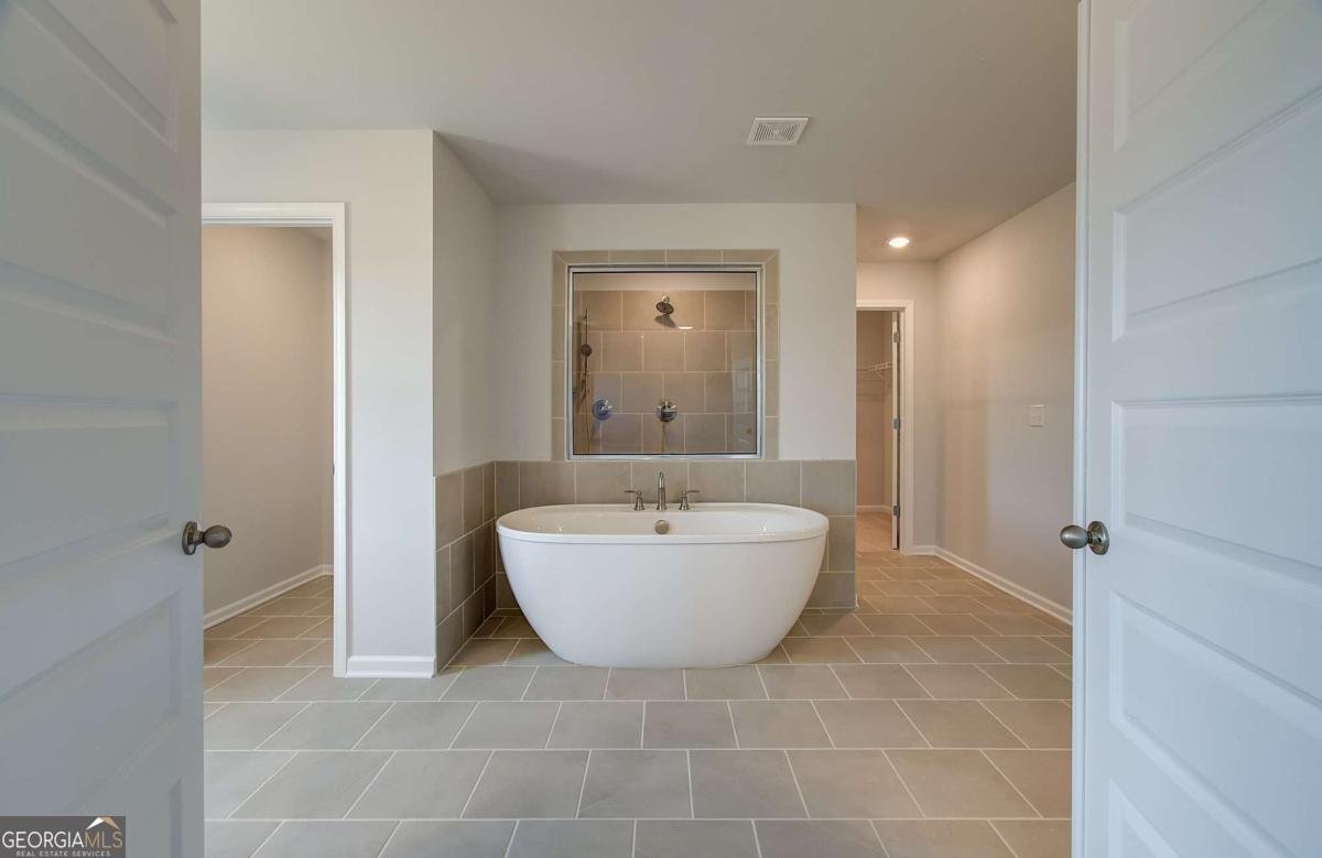 605 Sidney Court Stockbridge - 25