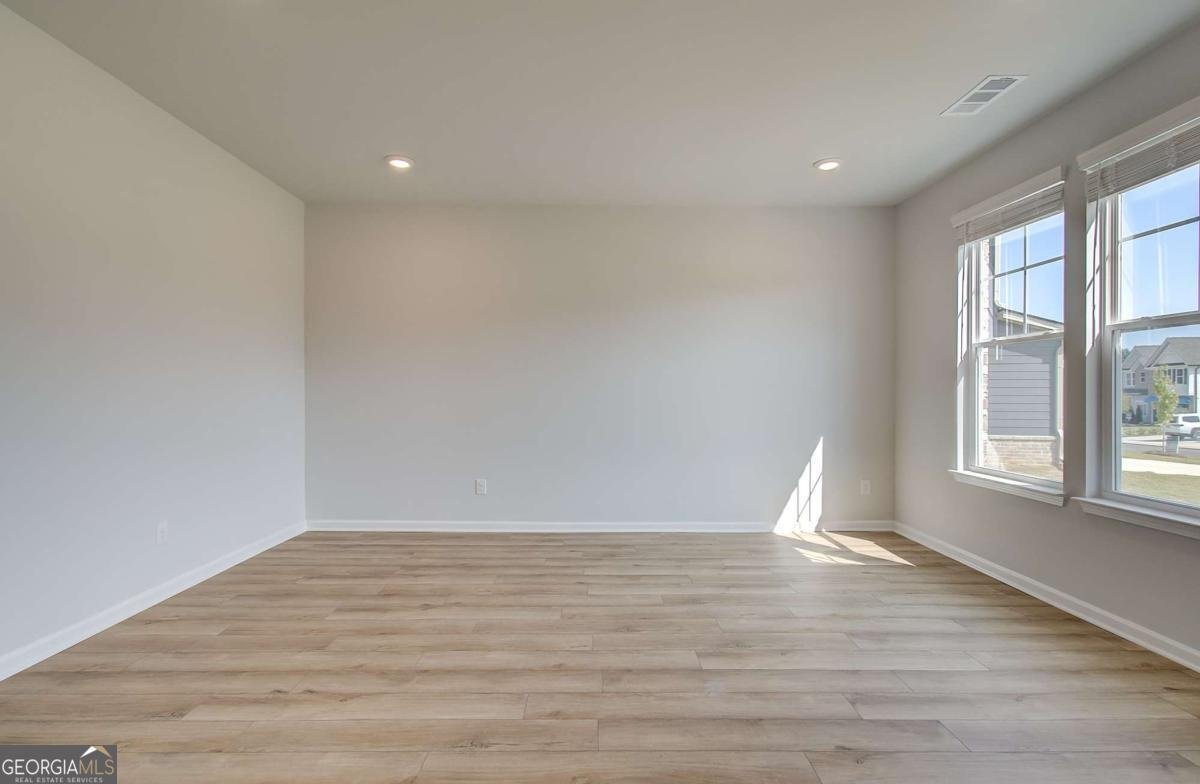 605 Sidney Court Stockbridge - 3