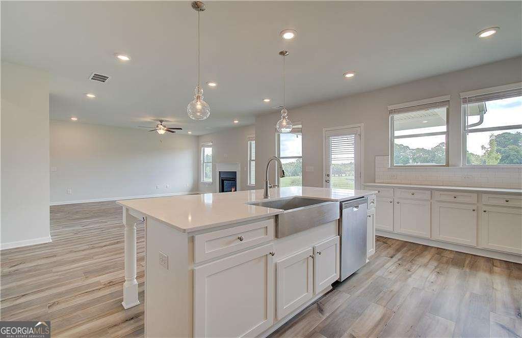 613 Sidney Court Stockbridge - 16