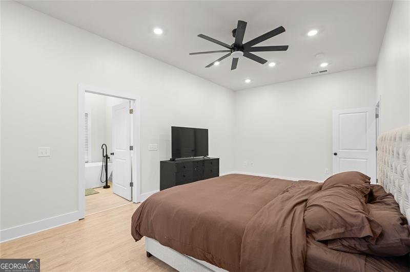 1422 Kennesaw Drive Atlanta - 19