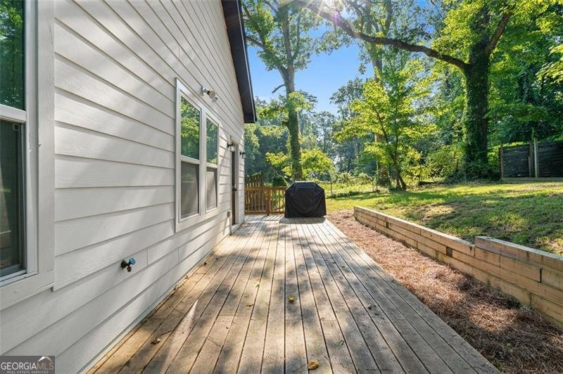 1422 Kennesaw Drive Atlanta - 33