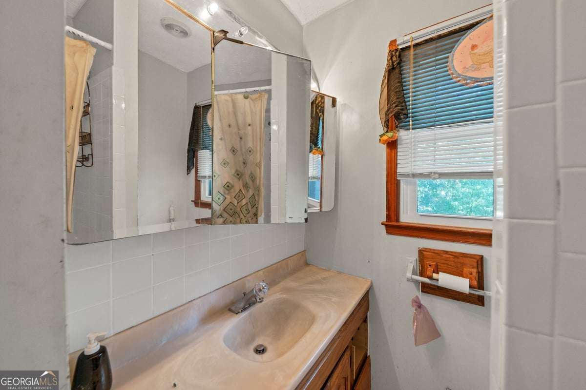 2346 Jomarc Way Marietta - 23