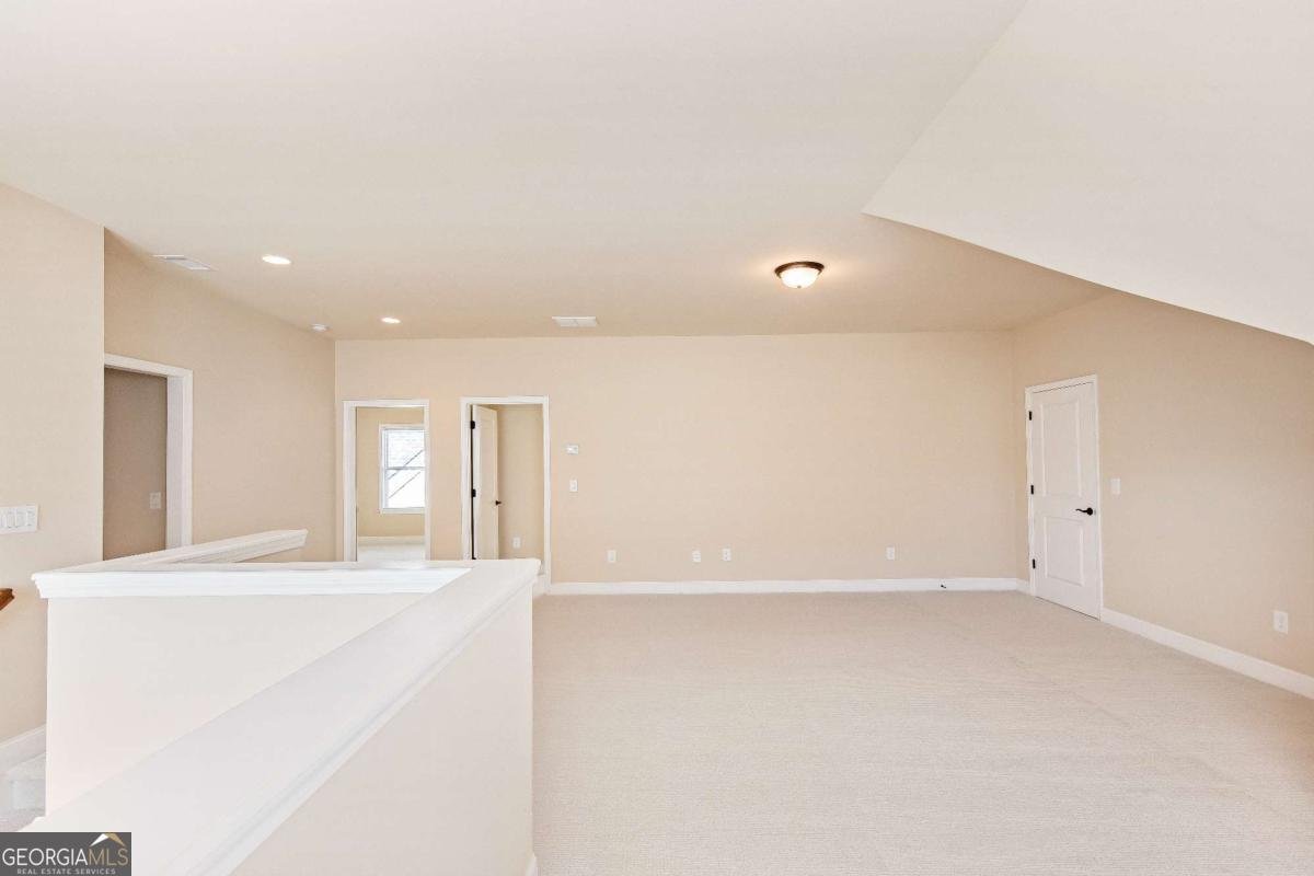 424 LOBLOLLY Street Woodstock - 28