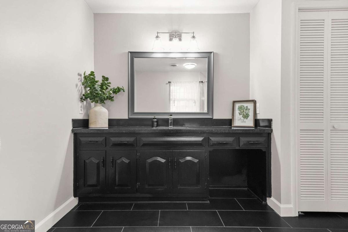 5422 Hill Road Powder Springs - 57