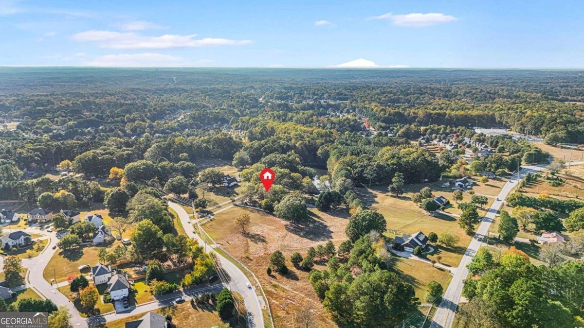 5422 Hill Road Powder Springs - 77