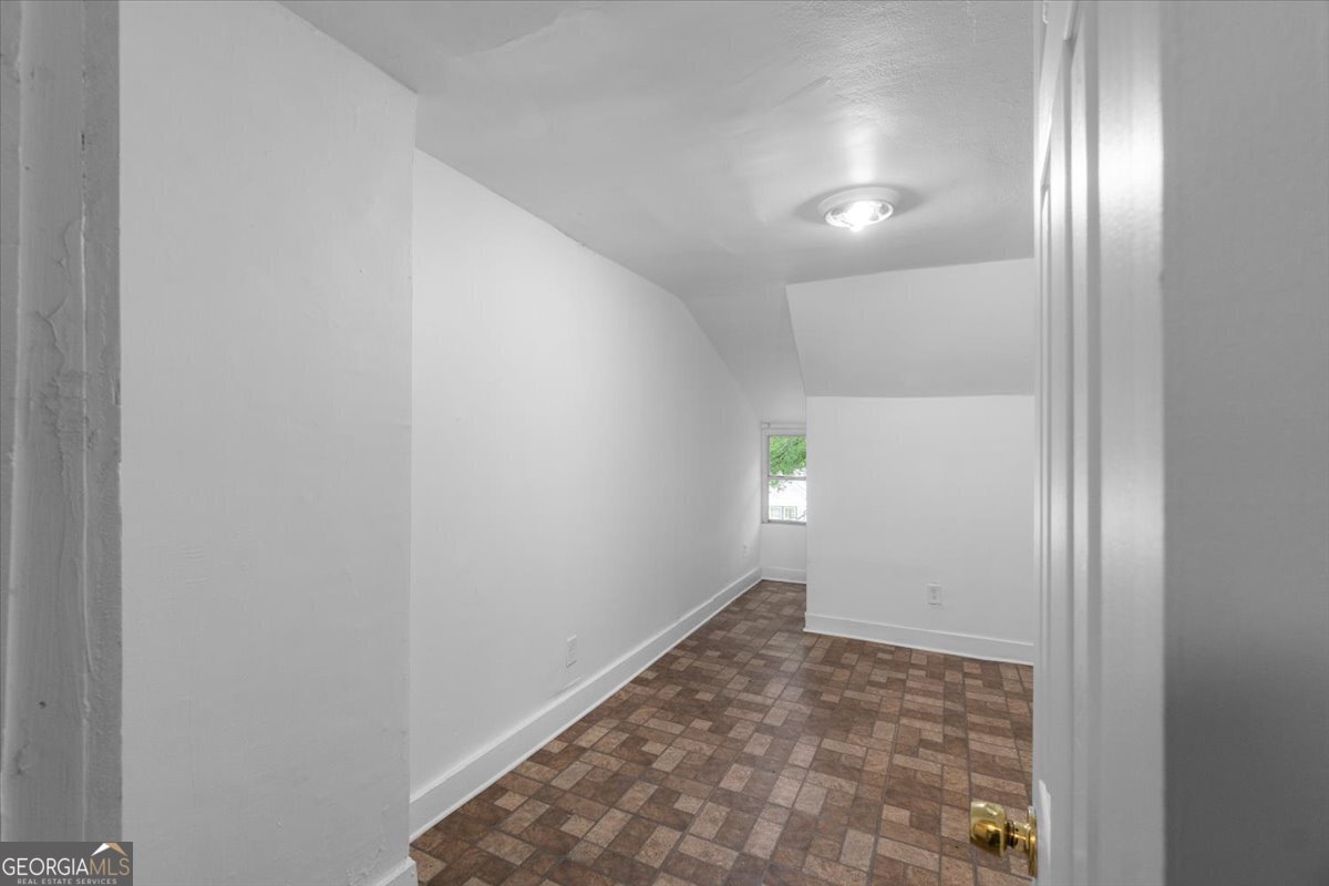240 wellington Street Atlanta - 1