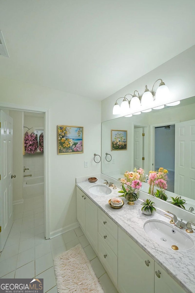 2085 Brook Meadow Drive Alpharetta - 20