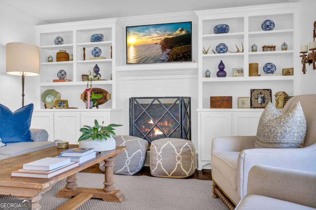 909 Parkhill Place Gainesville - 2