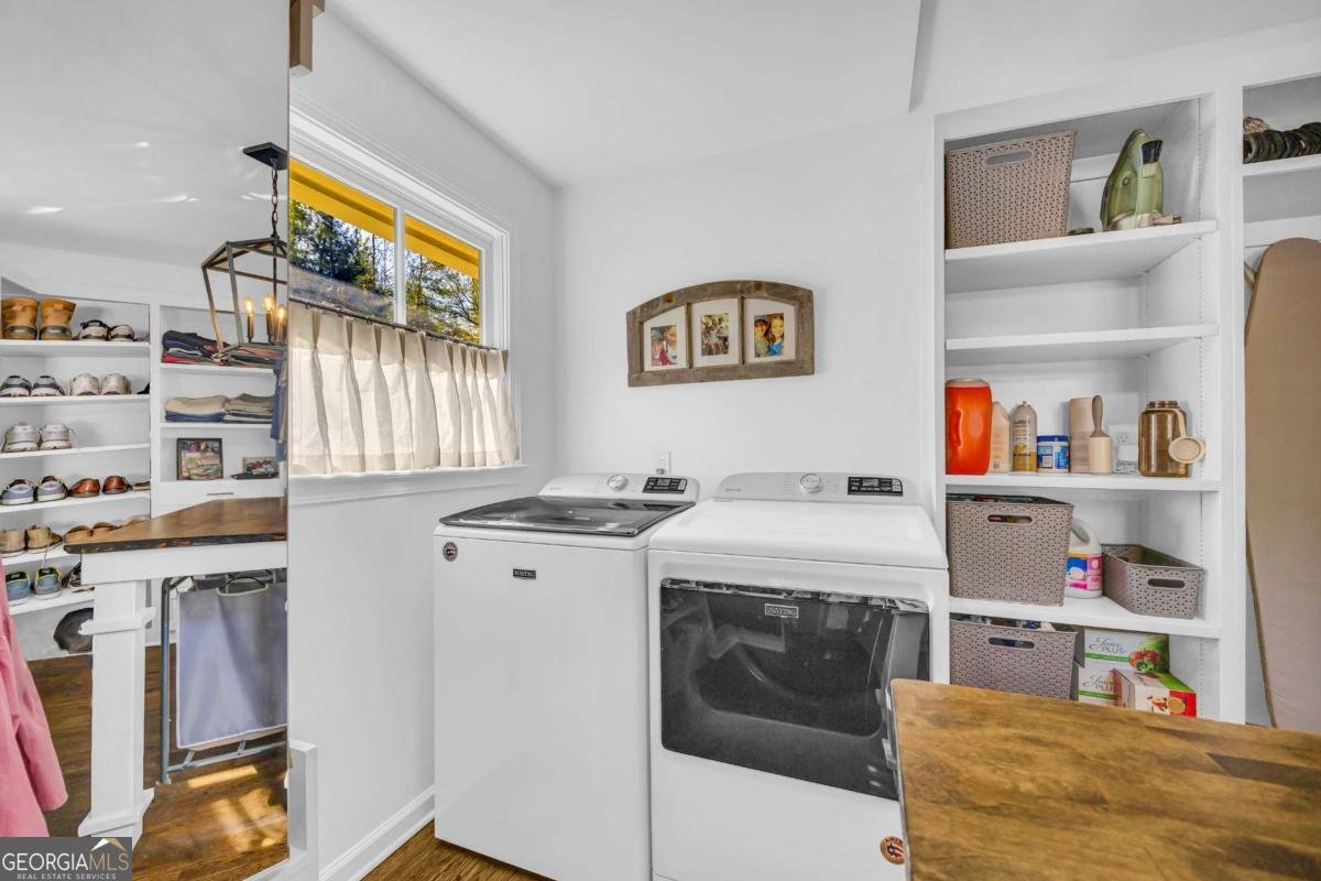 909 Parkhill Place Gainesville - 22