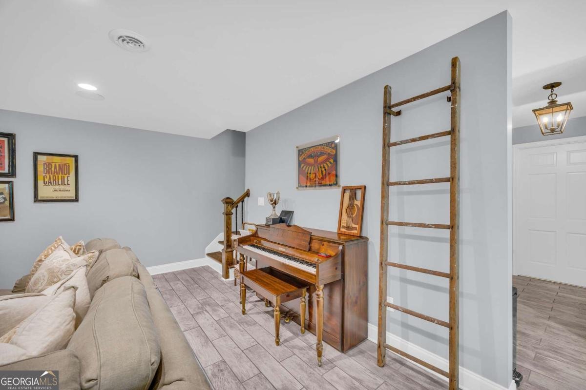 909 Parkhill Place Gainesville - 42