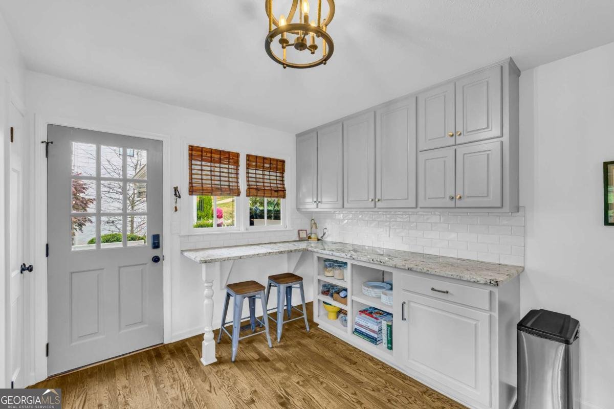 909 Parkhill Place Gainesville - 9