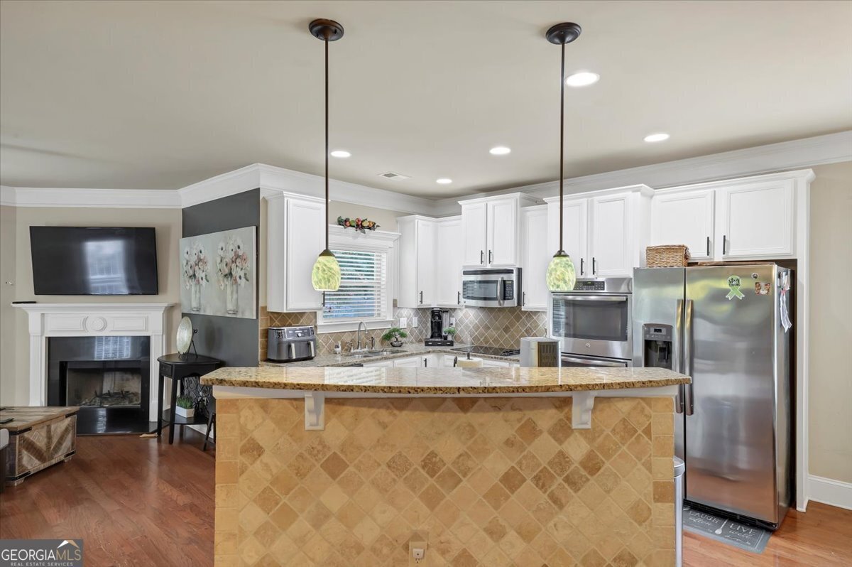 89 OATGRASS Drive Grayson - 19