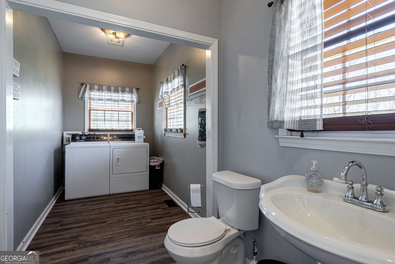 157 RIVERBEND Circle Royston - 25