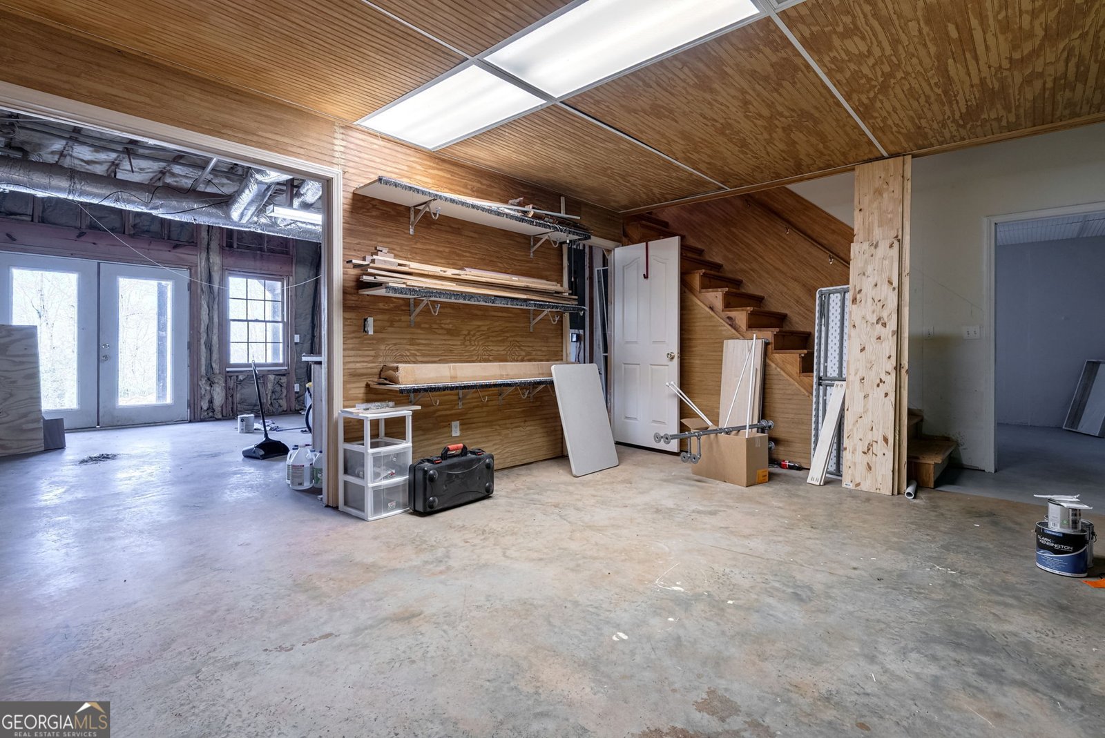 157 RIVERBEND Circle Royston - 62