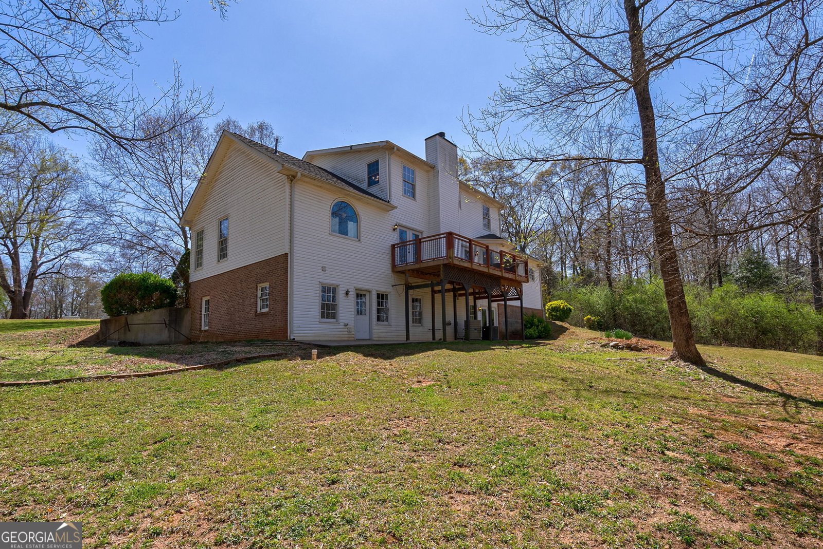 157 RIVERBEND Circle Royston - 69