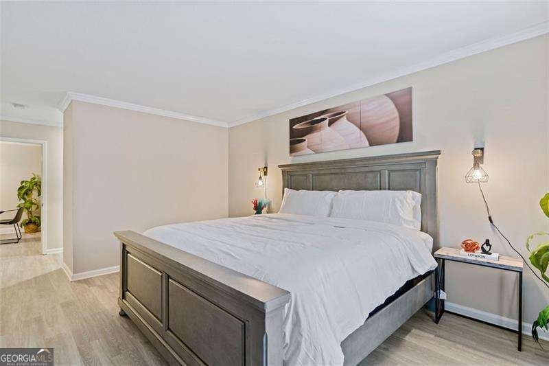 4106 PINE HEIGHTS Drive Atlanta - 17