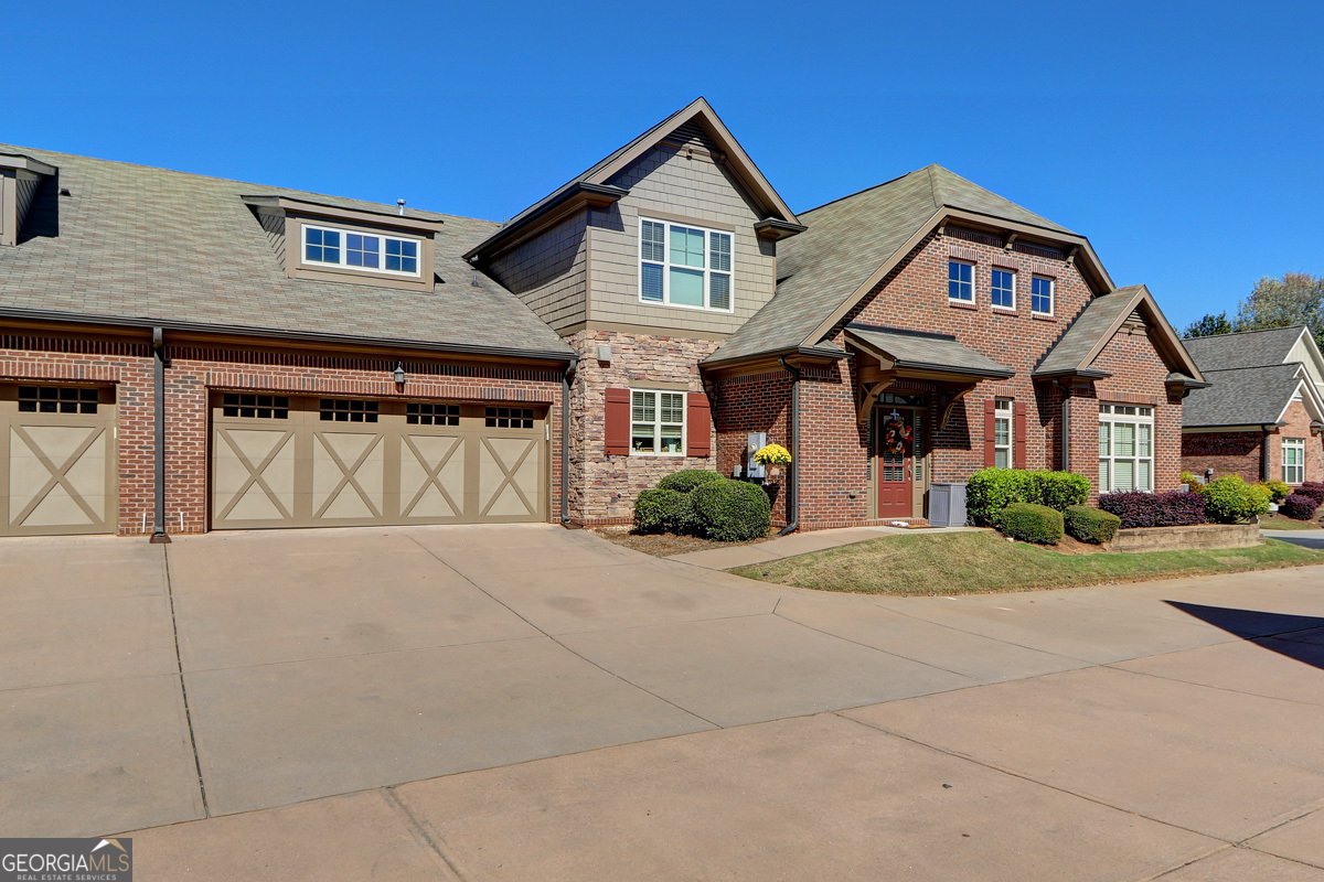 2699 Middlecreek Way Cumming - 29