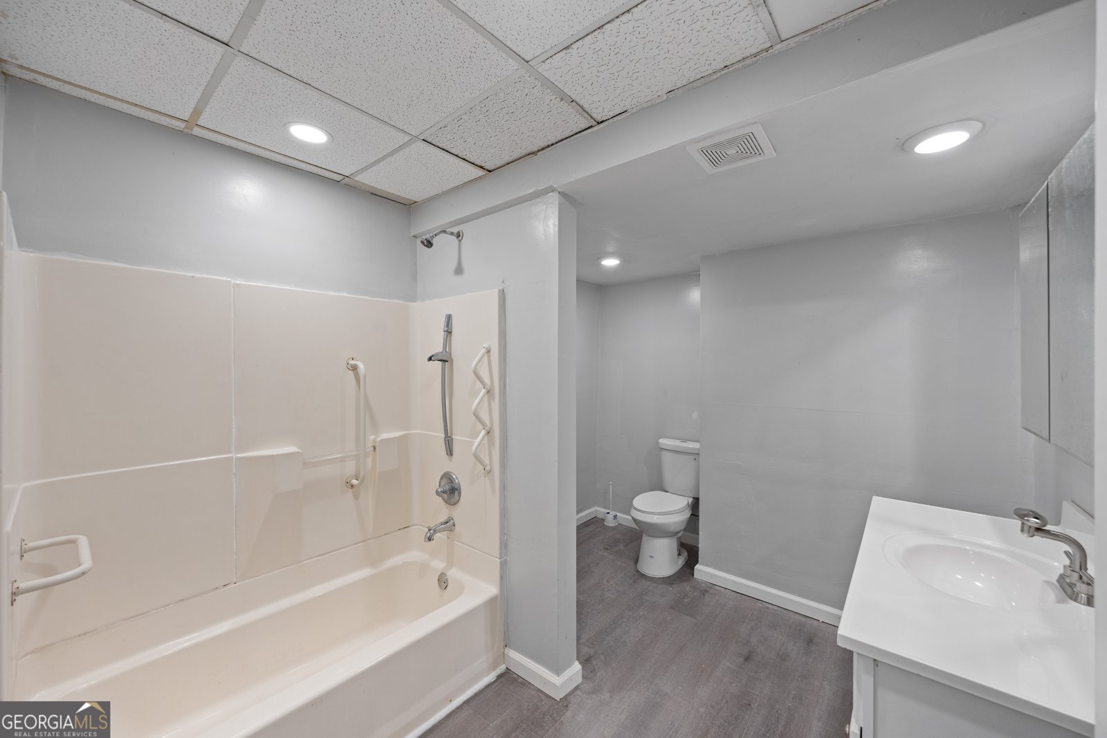 667 Alcovy forest Drive Lawrenceville - 40