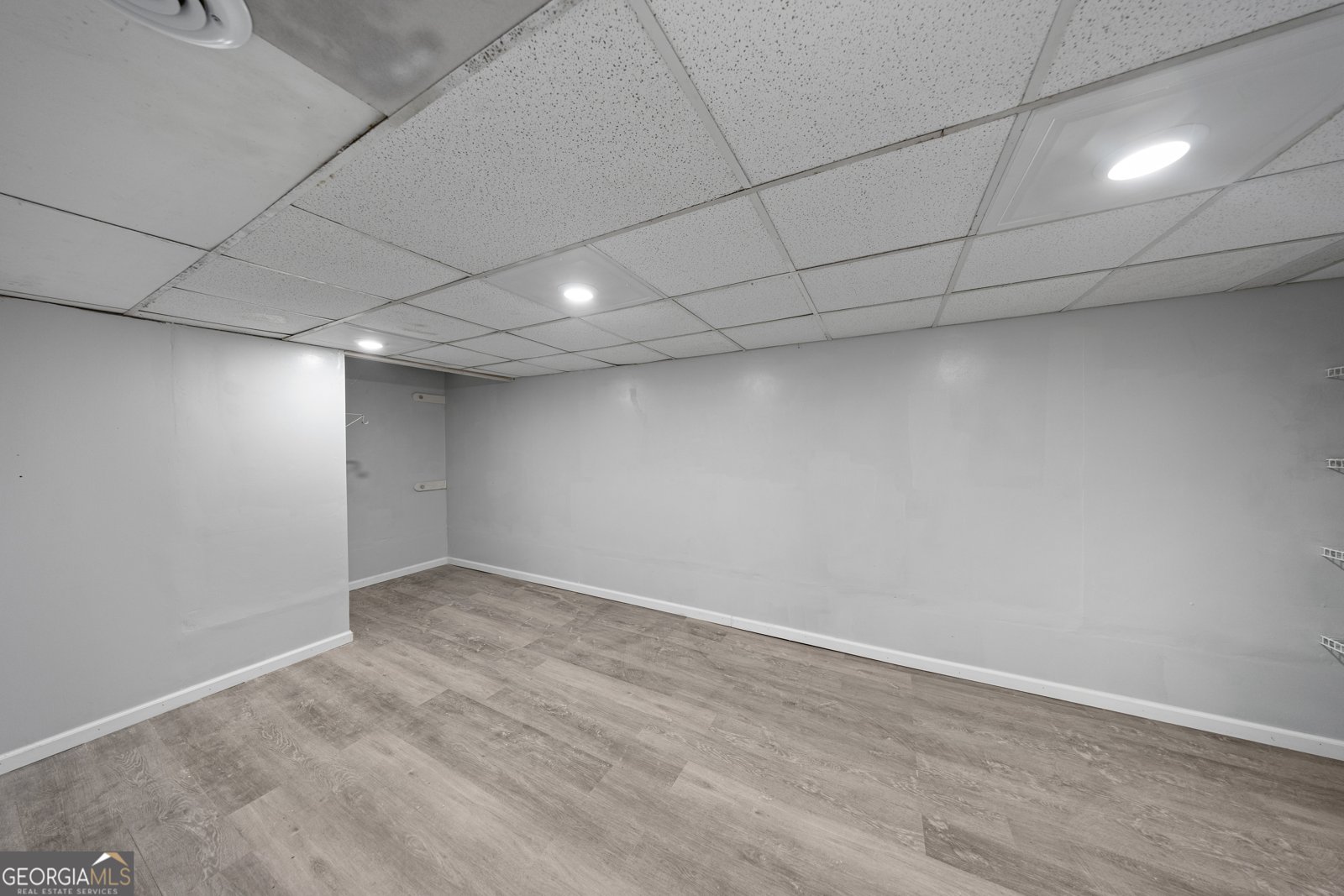 667 Alcovy forest Drive Lawrenceville - 41