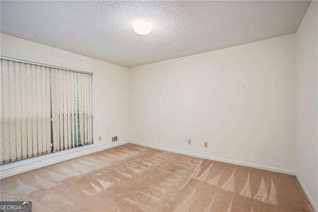 175 Spring Drive Roswell - 15