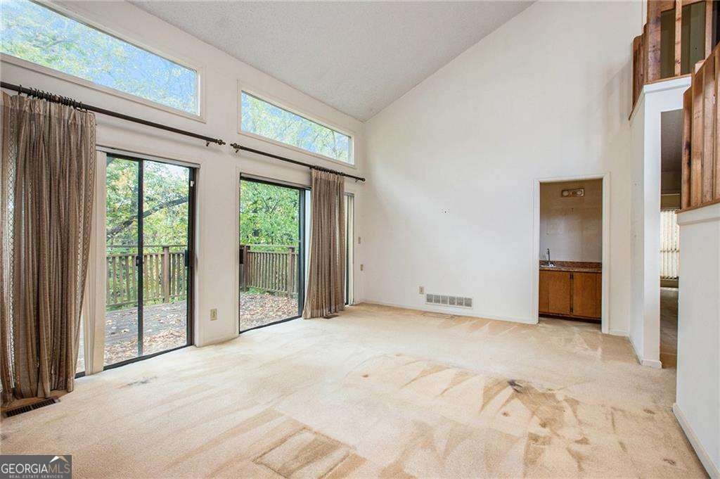 175 Spring Drive Roswell - 6