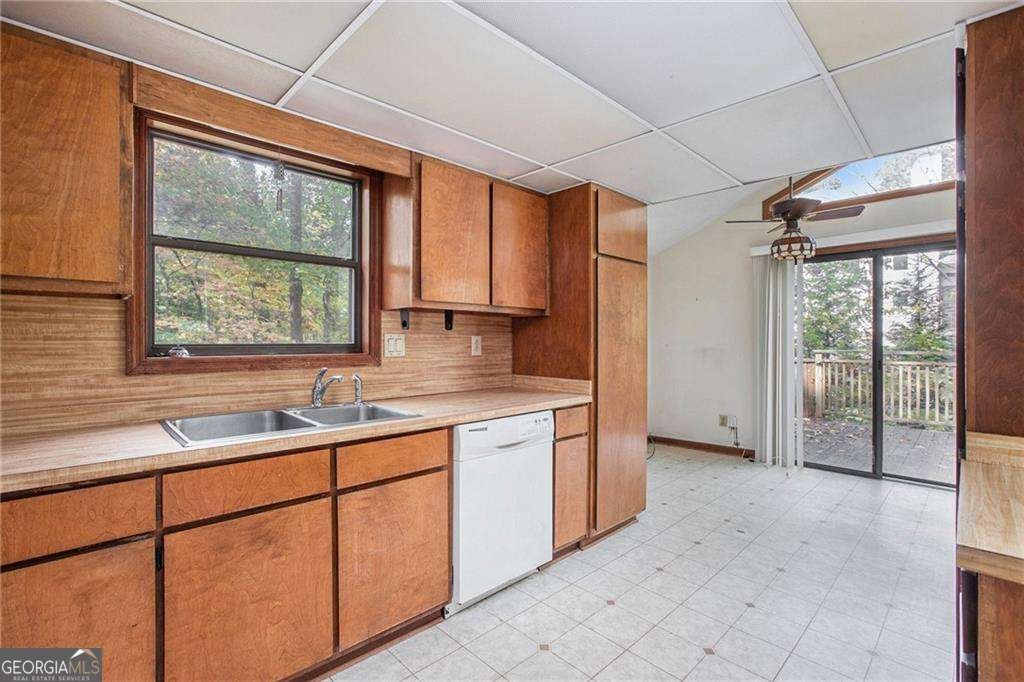 175 Spring Drive Roswell - 9